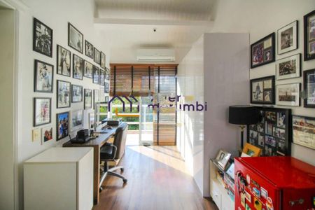 Casa à venda com 606m², 3 quartos e 6 vagas