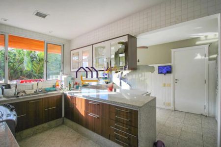 Casa à venda com 3 quartos, 606m² em Cidade Jardim, São Paulo