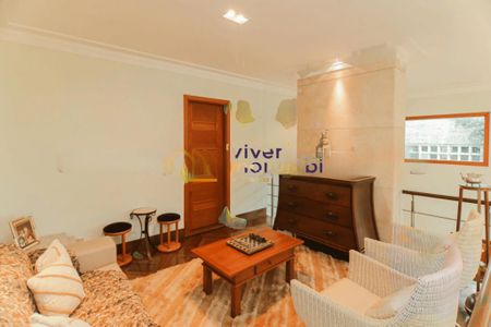 Casa à venda com 3 quartos, 200m² em Vila Sonia, São Paulo