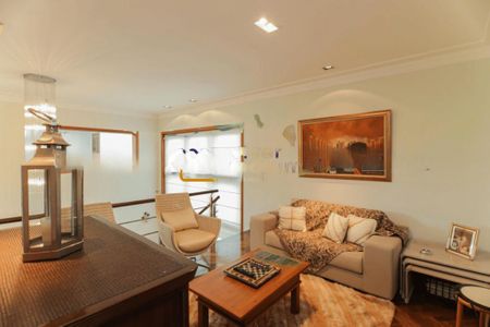 Casa à venda com 3 quartos, 200m² em Vila Sonia, São Paulo