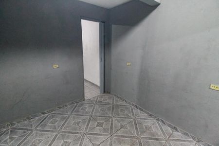 Casa para alugar com 40m², 1 quarto e sem vaga Casa para alugar com 40m², 1 quarto e sem vagaSala