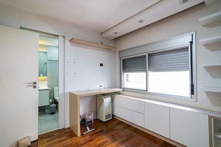 Apartamento à venda com 156m², 3 quartos e 2 vagas Apartamento à venda com 156m², 3 quartos e 2 vagasSuíte 2
