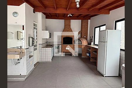 Apartamento à venda com 156m², 3 quartos e 2 vagas Apartamento à venda com 156m², 3 quartos e 2 vagasÁrea comum - Churrasqueira