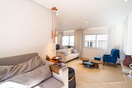 Apartamento à venda com 156m², 3 quartos e 2 vagas Apartamento à venda com 156m², 3 quartos e 2 vagasSala