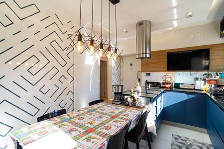 Apartamento à venda com 156m², 3 quartos e 2 vagas Apartamento à venda com 156m², 3 quartos e 2 vagasCozinha