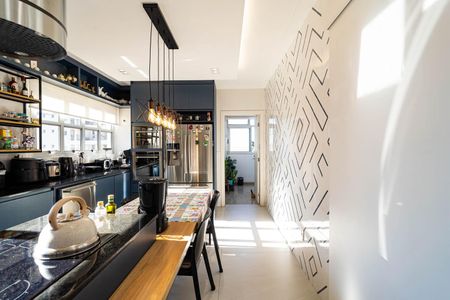 Apartamento à venda com 156m², 3 quartos e 2 vagas Apartamento à venda com 156m², 3 quartos e 2 vagasCozinha