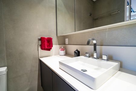 Apartamento à venda com 156m², 3 quartos e 2 vagas Apartamento à venda com 156m², 3 quartos e 2 vagasBanheiro da Suíte 1