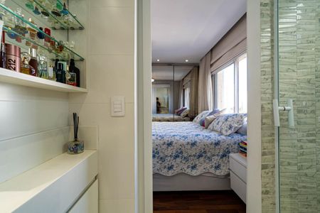 Apartamento à venda com 156m², 3 quartos e 2 vagas Apartamento à venda com 156m², 3 quartos e 2 vagasBanheiro da Suíte master