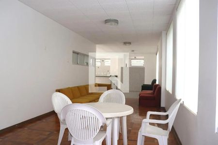 Apartamento à venda com 156m², 3 quartos e 2 vagas Apartamento à venda com 156m², 3 quartos e 2 vagasÁrea comum - Salão de festas