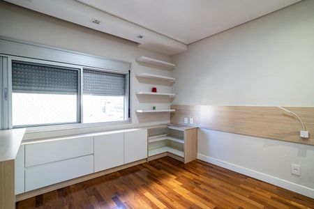 Apartamento à venda com 156m², 3 quartos e 2 vagas Apartamento à venda com 156m², 3 quartos e 2 vagasSuíte 2