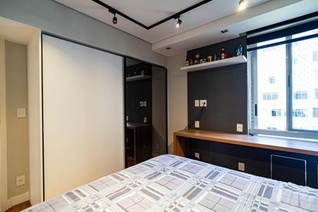 Apartamento à venda com 156m², 3 quartos e 2 vagas Apartamento à venda com 156m², 3 quartos e 2 vagasSuíte 1