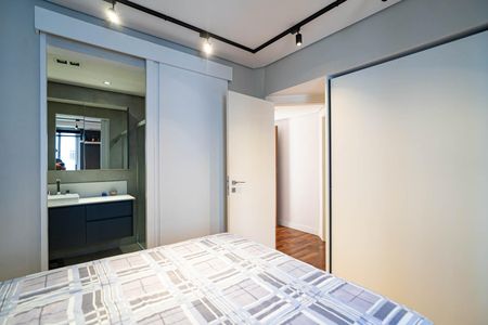 Apartamento à venda com 156m², 3 quartos e 2 vagas Apartamento à venda com 156m², 3 quartos e 2 vagasSuíte 1