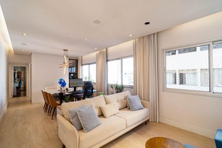 Apartamento à venda com 156m², 3 quartos e 2 vagas Apartamento à venda com 156m², 3 quartos e 2 vagasSala