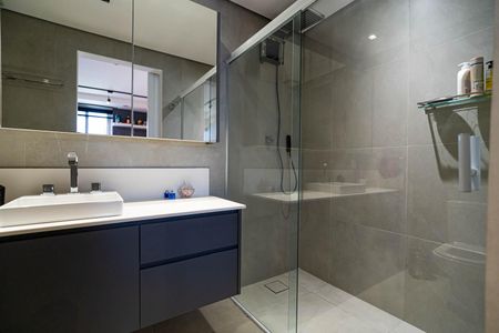 Apartamento à venda com 156m², 3 quartos e 2 vagas Apartamento à venda com 156m², 3 quartos e 2 vagasBanheiro da Suíte 1