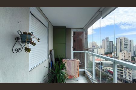 Apartamento à venda com 70m², 2 quartos e 1 vaga Apartamento à venda com 70m², 2 quartos e 1 vagaVaranda