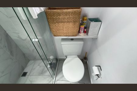 Apartamento à venda com 70m², 2 quartos e 1 vaga Apartamento à venda com 70m², 2 quartos e 1 vagaBanheiro da Suíte