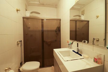 Casa para alugar com 200m², 3 quartos e 2 vagas Casa para alugar com 200m², 3 quartos e 2 vagasBanheiro Social