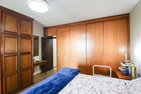 Casa para alugar com 200m², 3 quartos e 2 vagas Casa para alugar com 200m², 3 quartos e 2 vagasQuarto 1