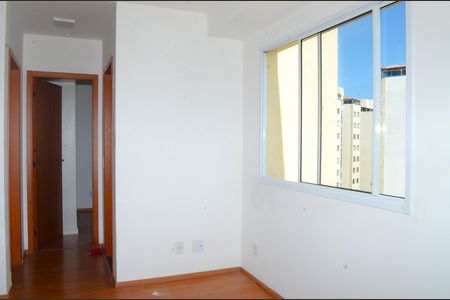 Sala de apartamento para alugar com 2 quartos, 100m² em Pousada Santo Antonio, Belo Horizonte