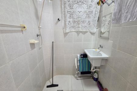 Studio para alugar com 30m², 1 quarto e sem vaga Studio para alugar com 30m², 1 quarto e sem vagaBanheiro