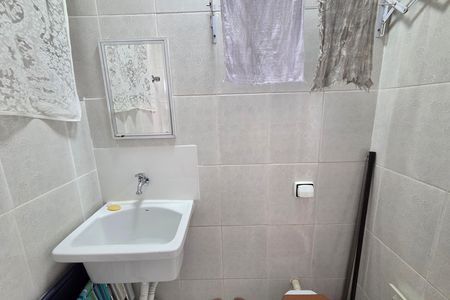 Studio para alugar com 30m², 1 quarto e sem vaga Studio para alugar com 30m², 1 quarto e sem vagaBanheiro
