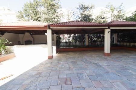 Apartamento para alugar com 115m², 2 quartos e sem vagaÁrea comum - Churrasqueira