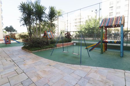 Apartamento para alugar com 115m², 2 quartos e sem vagaÁrea comum - Playground