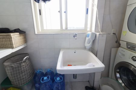 Apartamento para alugar com 115m², 2 quartos e sem vagaÁrea de Serviço