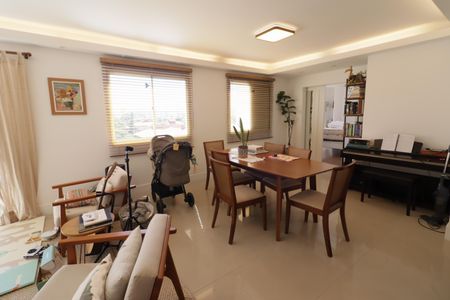 Apartamento para alugar com 115m², 2 quartos e sem vagaSala