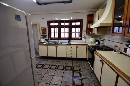 Casa à venda com 213m², 3 quartos e 4 vagasCozinha