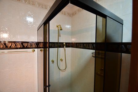 Casa à venda com 213m², 3 quartos e 4 vagasBanheiro Suíte