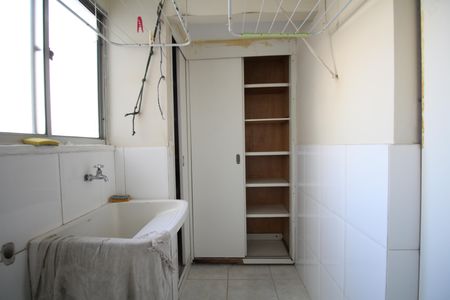 Apartamento para alugar com 96m², 4 quartos e 1 vagaÁrea de Serviço