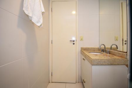 Apartamento para alugar com 125m², 3 quartos e 3 vagas Apartamento para alugar com 125m², 3 quartos e 3 vagasbanheiro suite 3