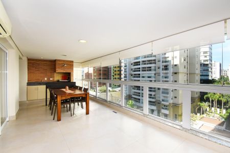 varanda Sala de estar e jantar + churrasqueira de apartamento para alugar com 3 quartos, 125m² em Paraíso, São Paulo
