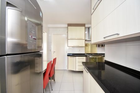 Apartamento para alugar com 125m², 3 quartos e 3 vagas Apartamento para alugar com 125m², 3 quartos e 3 vagascozinha