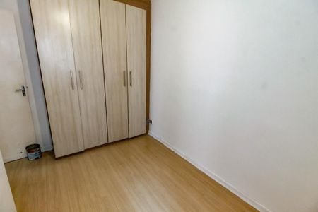 Quarto 1 de apartamento à venda com 2 quartos, 75m² em Jardim Maria Rosa, Taboão da Serra
