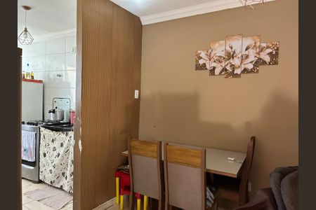 Casa à venda com 2 quartos, 70m² em Parque Xangri-Lá, Contagem