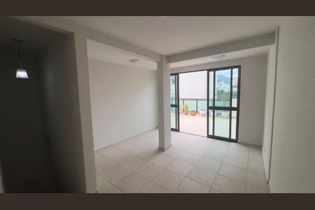 Apartamento à venda com 208m², 3 quartos e 2 vagas Apartamento à venda com 208m², 3 quartos e 2 vagasQuarto