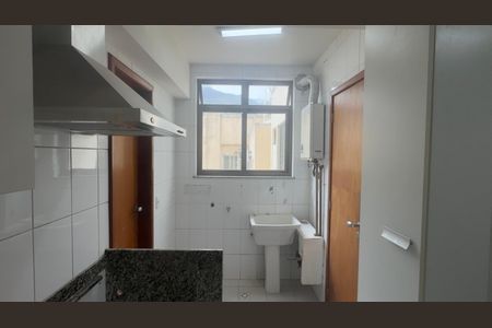 Apartamento à venda com 208m², 3 quartos e 2 vagas Apartamento à venda com 208m², 3 quartos e 2 vagasCozinha