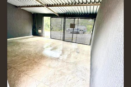 Casa à venda com 135m², 3 quartos e 2 vagas