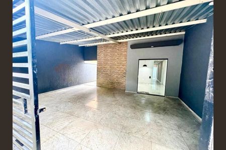 Casa à venda com 135m², 3 quartos e 2 vagas