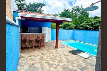Casa à venda com 135m², 3 quartos e 2 vagas