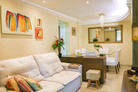Apartamento à venda com 80m², 3 quartos e 1 vaga Apartamento à venda com 80m², 3 quartos e 1 vagaSala