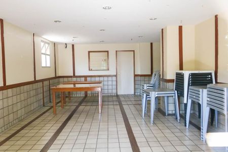 Apartamento à venda com 80m², 3 quartos e 1 vaga Apartamento à venda com 80m², 3 quartos e 1 vagaÁrea comum - Salão de festas