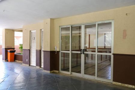 Apartamento à venda com 80m², 3 quartos e 1 vaga Apartamento à venda com 80m², 3 quartos e 1 vagaÁrea comum - Salão de festas