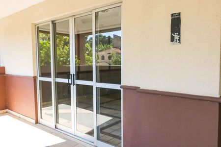 Apartamento à venda com 80m², 3 quartos e 1 vaga Apartamento à venda com 80m², 3 quartos e 1 vagaÁrea comum - Salão de festas