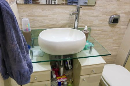 Apartamento à venda com 80m², 3 quartos e 1 vaga Apartamento à venda com 80m², 3 quartos e 1 vagaBanheiro 1