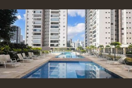 Apartamento à venda com 3 quartos, 133m² em Vila Suzana, São Paulo