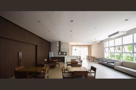 Apartamento à venda com 3 quartos, 133m² em Vila Suzana, São Paulo