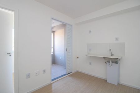 Sala/Cozinha de apartamento à venda com 2 quartos, 29m² em Vila Sonia, São Paulo